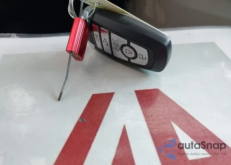 2018 Ford Edge Titanium z USA, uszkodzony, nr VIN 2FMPK3K96JBC25055